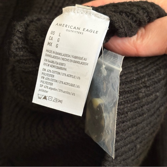 American Eagle | Black Button Front Knit Cardigan - Picture 4 of 4